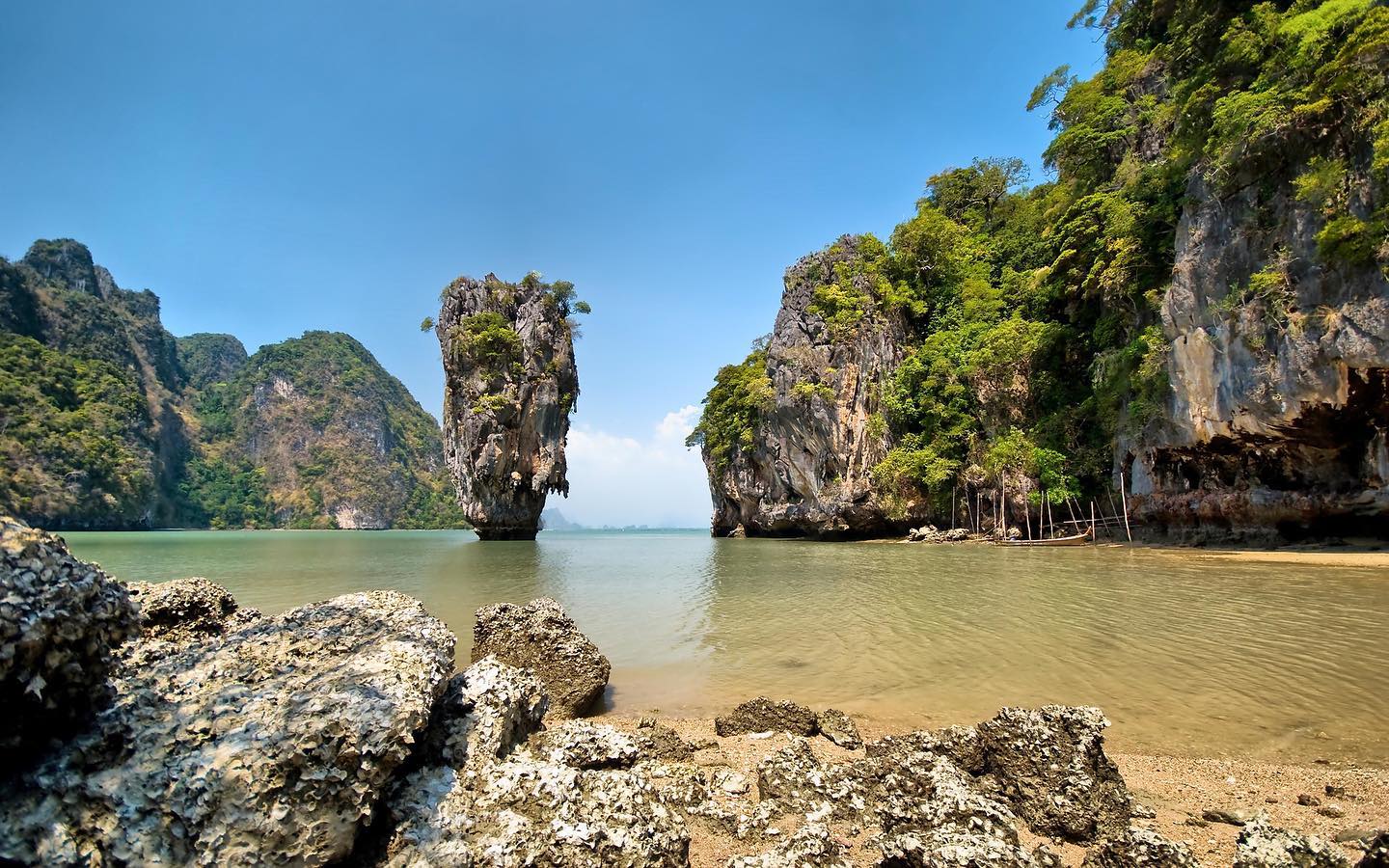 Залив и национальный парк Пханг Нга (Phang Nga bay).